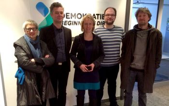 Vorstandsmitglieder der LAG Jugend & Film e.V. mit Direktorin Ulrika Engler